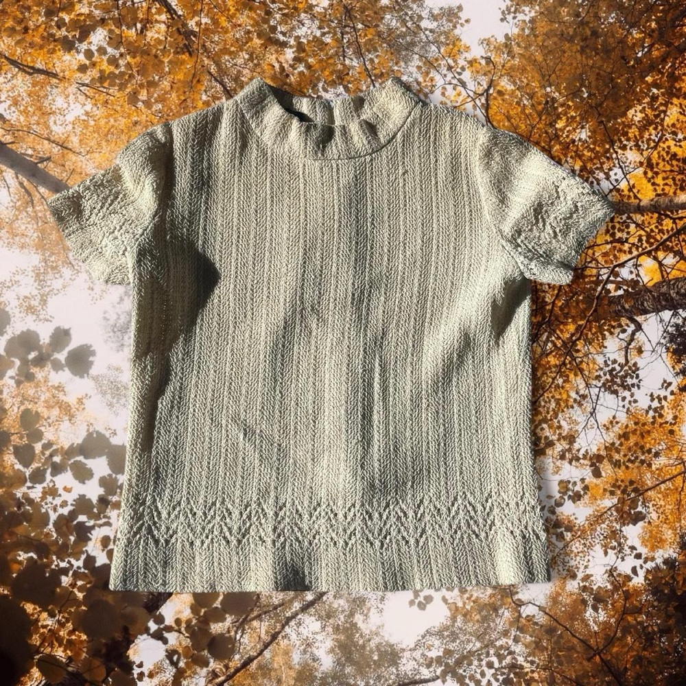 1970s Textured Knit Short Sleeve Top